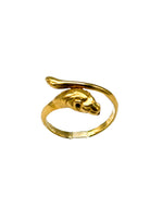 Laden Sie das Bild in den Galerie-Viewer, 18K Gelbgold Ring mit Löwenkopf