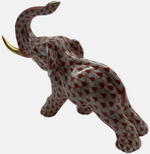 Laden Sie das Bild in den Galerie-Viewer, Herend Porzellan Elefant goldene Stoßzähne