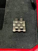 Laden Sie das Bild in den Galerie-Viewer, Cartier Panthère Armbanduhr W4PN0007
