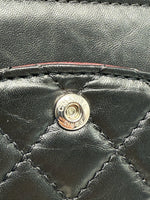 Laden Sie das Bild in den Galerie-Viewer, Chanel Handtasche Vintage Look, Kaviarleder, Überschlagtasche
