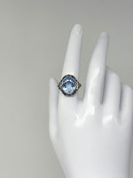 Laden Sie das Bild in den Galerie-Viewer, Ring 585er Weißgold mit Aquamarin und Diamanten
