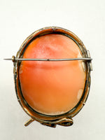 Laden Sie das Bild in den Galerie-Viewer, Kameebrosche Gelbgold, Antik, 14k
