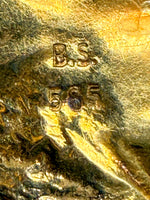 Laden Sie das Bild in den Galerie-Viewer, 585er Gelbgold Brosche mit Opal
