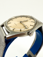 Laden Sie das Bild in den Galerie-Viewer, Omega Genève 136.041
