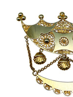 Laden Sie das Bild in den Galerie-Viewer, 14K Gelbgold Brosche in ostfriesischer Filigrantechnik mit Drahtspannarbeit
