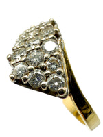 Laden Sie das Bild in den Galerie-Viewer, 585er Gelbgold Ring mit Diamanten
