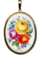 Laden Sie das Bild in den Galerie-Viewer, Meissen 14K Gelbgold Porzellan Anhänger

