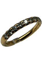 Laden Sie das Bild in den Galerie-Viewer, 18K Gelbgold Ring mit Diamanten, halber Memory ring
