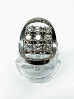 Laden Sie das Bild in den Galerie-Viewer, 585er Weißgold Ring mit Diamanten
