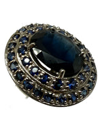 Laden Sie das Bild in den Galerie-Viewer, 585er Weißgold Ring mit Saphiren

