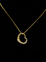 Laden Sie das Bild in den Galerie-Viewer, 585er Gelbgold Collier mit Diamanten in Herzform; Zertifikat vorhanden
