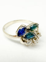Laden Sie das Bild in den Galerie-Viewer, Ring 333er Weißgold mit Diamanten und Saphir
