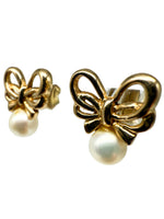 Laden Sie das Bild in den Galerie-Viewer, 585er Gelbgold Ohrringe mit Perlen
