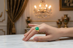 Laden Sie das Bild in den Galerie-Viewer, 900er Gelbgold Ring mit Chrysopras
