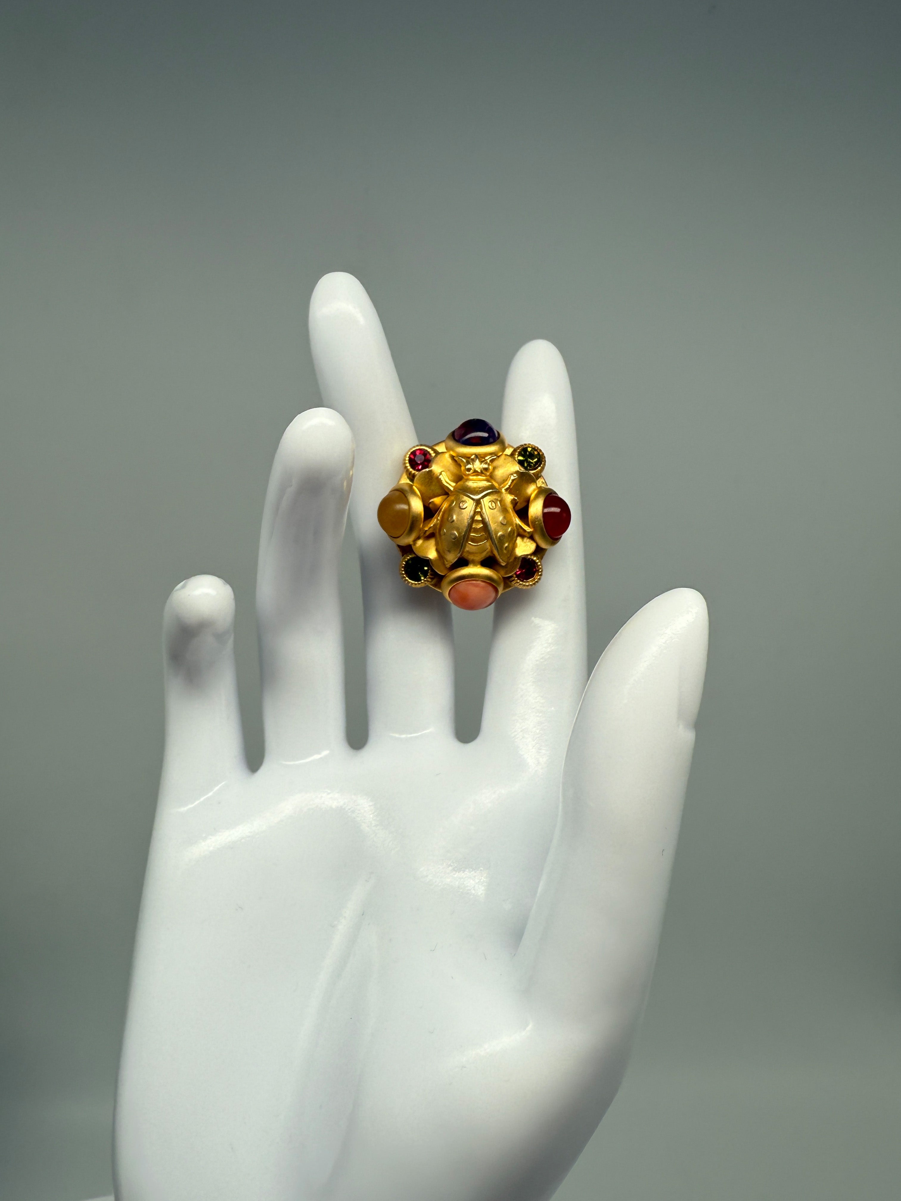 Natasha Stambouli, Modeschmuck, Ohrringe, vergoldet
