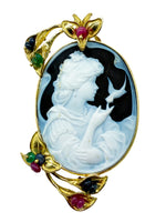 Laden Sie das Bild in den Galerie-Viewer, Kamee Brosche mit Onyx, 750er Gelbgold, Mit Samphir, Rubin und Smaragd
