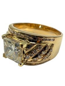 750er Gelbgold Ring mit Diamanten