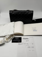 Laden Sie das Bild in den Galerie-Viewer, Chanel Handtasche Vintage Look, Kaviarleder, Überschlagtasche
