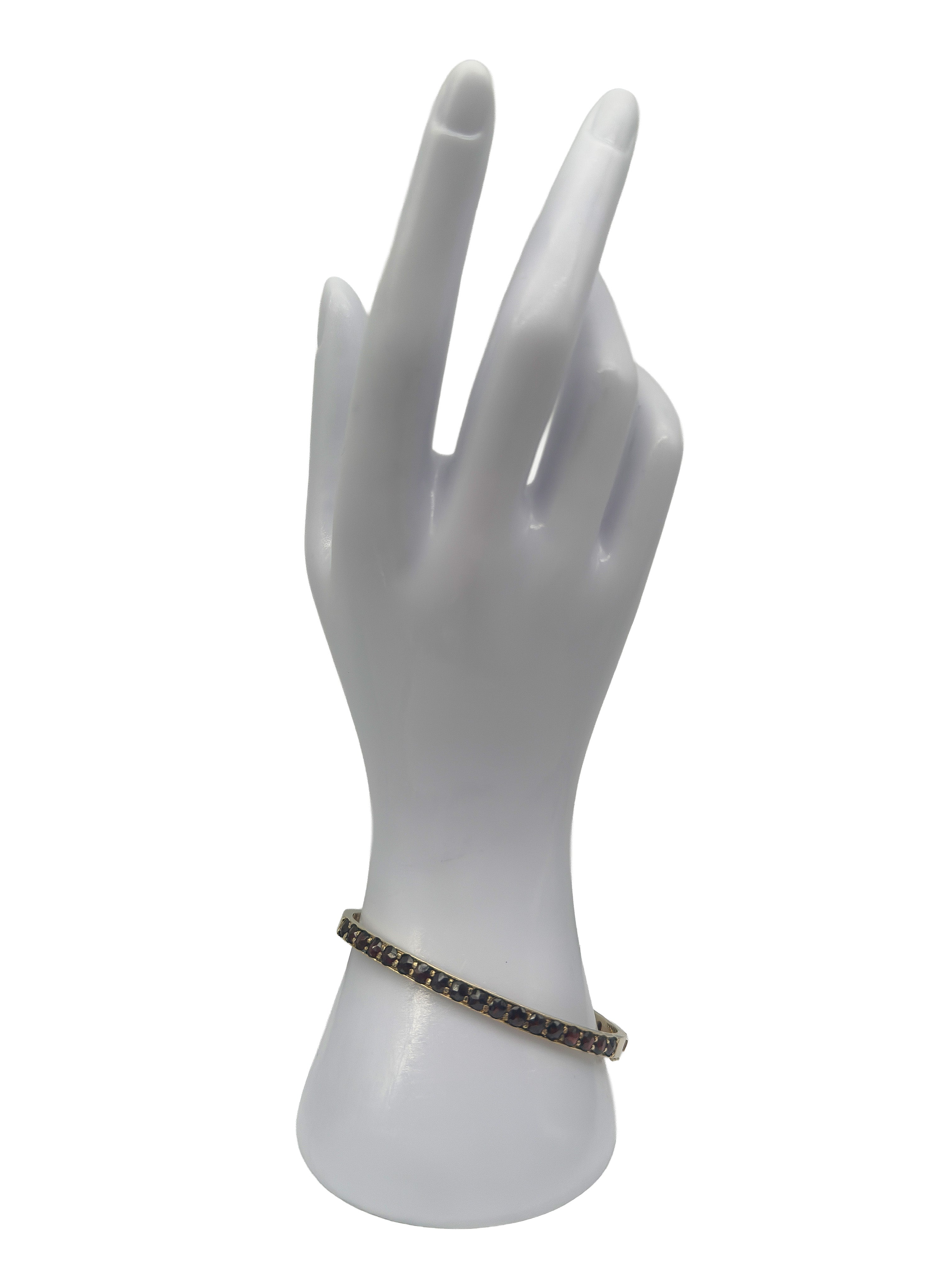 585er Gelbgold Armband mit Granatsteinen