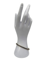 Laden Sie das Bild in den Galerie-Viewer, 585er Gelbgold Armband mit Granatsteinen
