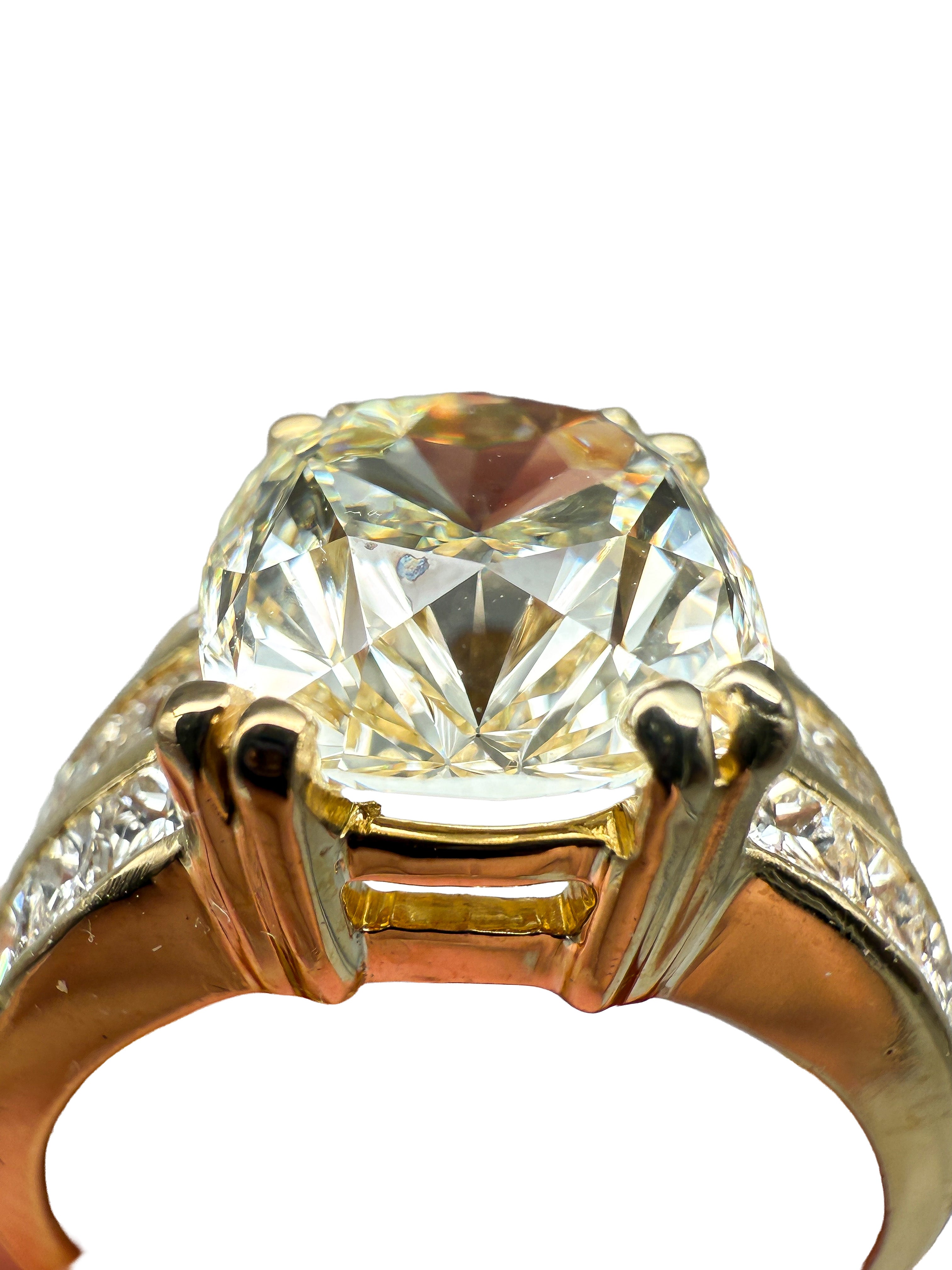 750er Gelbgold Bandring mit großem Diamanten