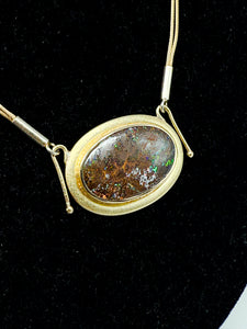 750er Gelbgold Collier mit Matrixopal