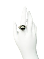Laden Sie das Bild in den Galerie-Viewer, 585er Gelbgold Ring mit Tahitiperlen

