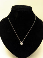 Laden Sie das Bild in den Galerie-Viewer, Polarstern, Christ, Set Halskette und Ring, 585er Weißgold mit Zertifikat
