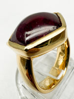 Laden Sie das Bild in den Galerie-Viewer, 750er Gelbgold Ring mit Turmalin
