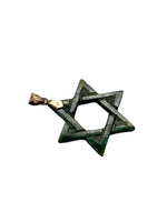 Laden Sie das Bild in den Galerie-Viewer, 585er Gelbgold Anhänger mit Jadestein, Davidstern
