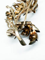 Laden Sie das Bild in den Galerie-Viewer, Brosche Jugendstill mix aus Gold und Silber mit Diamanten
