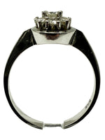 Laden Sie das Bild in den Galerie-Viewer, 585er Weißgold Ring mit Diamanten
