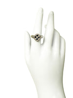 Laden Sie das Bild in den Galerie-Viewer, 750er Weißgold Ring mit einem Saphir und Diamanten
