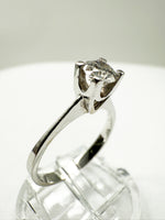 Laden Sie das Bild in den Galerie-Viewer, Ring 750er Weißgold mit Diamanten
