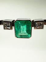 Laden Sie das Bild in den Galerie-Viewer, 585er Weißgold Collier mit kolumbianischen Smaragd ungeölt
