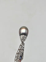 Laden Sie das Bild in den Galerie-Viewer, Damenhalskette - Art Deco - 1920er - Diamanten - Saphir - Perle - Weißgold
