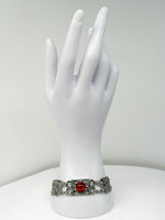 Laden Sie das Bild in den Galerie-Viewer, Silberarmband, 835er mit Bernstein
