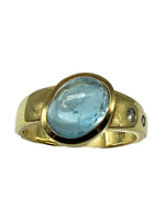 Laden Sie das Bild in den Galerie-Viewer, Ring 585er Gelbgold mit Aquamarin und Diamanten
