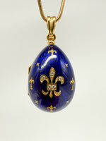 Laden Sie das Bild in den Galerie-Viewer, 18K Gelbgold Fabergé Anhänger mit Diamanten
