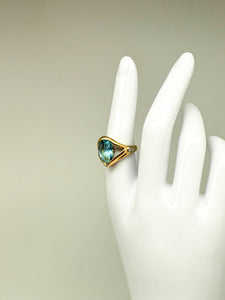 Augusta 750er Gelbgold Ring mit einem Aquamarin