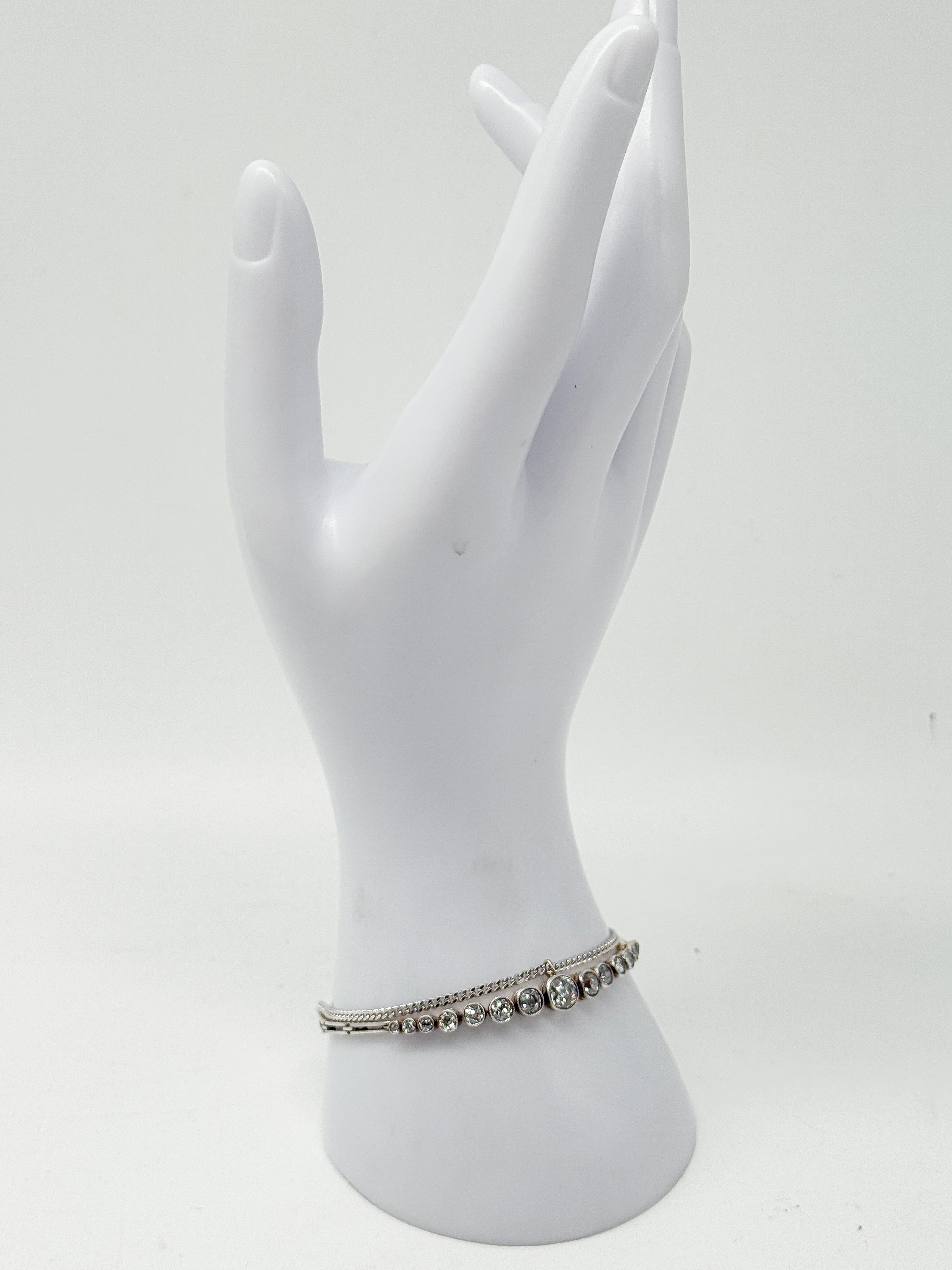 585er Weißgold Brosche mit Diamanten, Art Deco, Zertifiziert