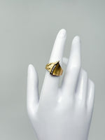 Laden Sie das Bild in den Galerie-Viewer, 750er Gelbgold Ring mit Diamanten
