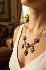 Laden Sie das Bild in den Galerie-Viewer, Antikes Collier - Silber mit Amethysten
