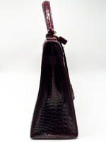 Laden Sie das Bild in den Galerie-Viewer, Hermes Kelly 32 Sellier Rouge H / Bordeaux hochglanz-Krokodilleder
