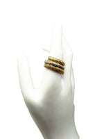 Laden Sie das Bild in den Galerie-Viewer, 585er Gelbgold und Weißgold Ring mit Diamanten
