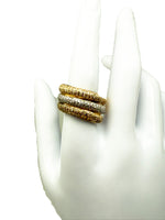 Laden Sie das Bild in den Galerie-Viewer, 585er Gelbgold und Weißgold Ring mit Diamanten
