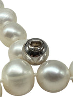 Laden Sie das Bild in den Galerie-Viewer, Perlenkette aus Silber 925er Silber
