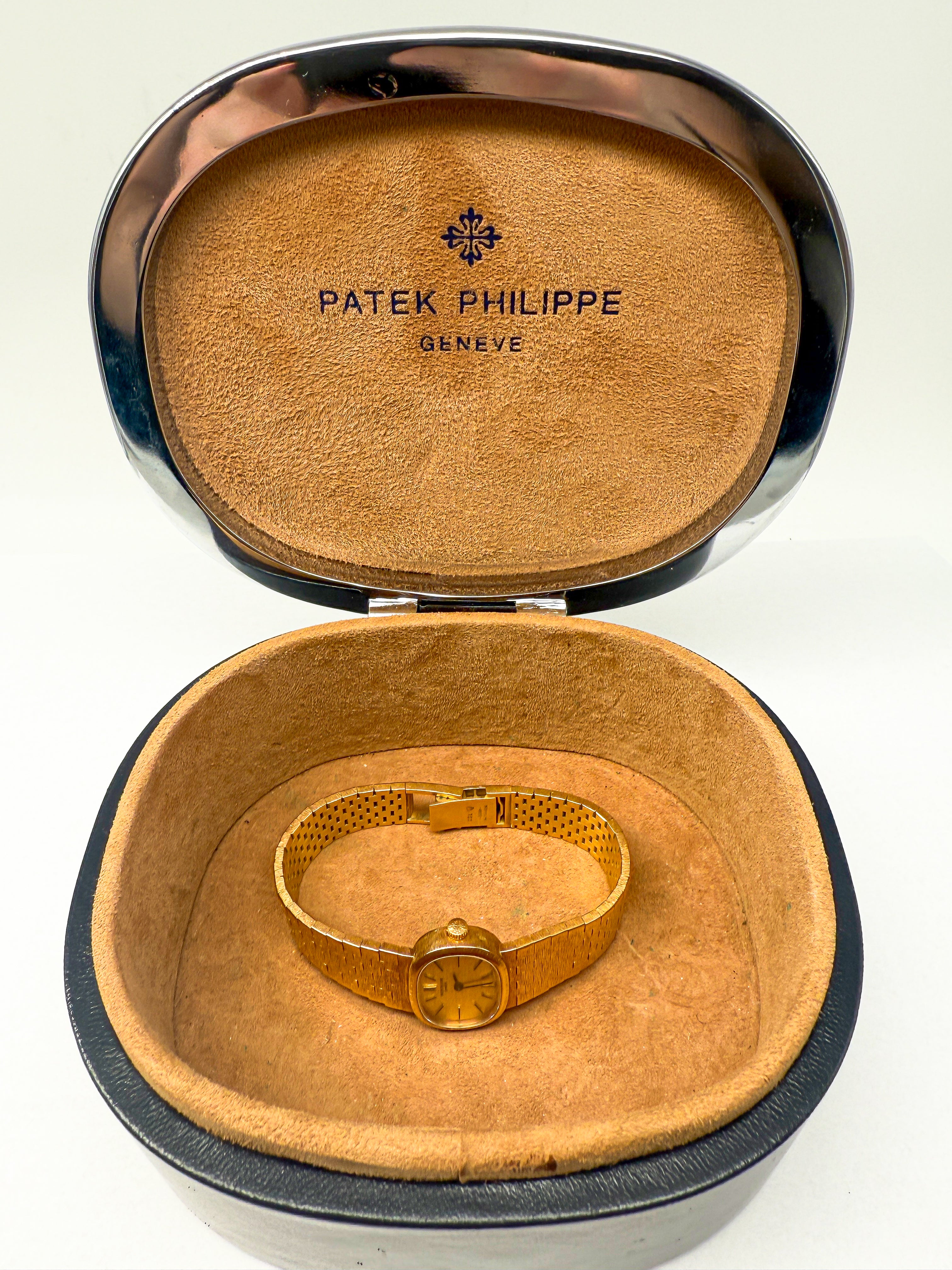 PATEK PHILIPPE Ellipse 18k Gelbgold Damen Armbanduhr 3373/1