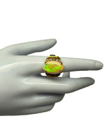 Laden Sie das Bild in den Galerie-Viewer, Ring 750er Gelbgold mit Opal und Diamanten
