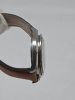 Laden Sie das Bild in den Galerie-Viewer, Omega Speedmaster Reduced - 39mm mit Krone - Referenz: 3510.50.00

